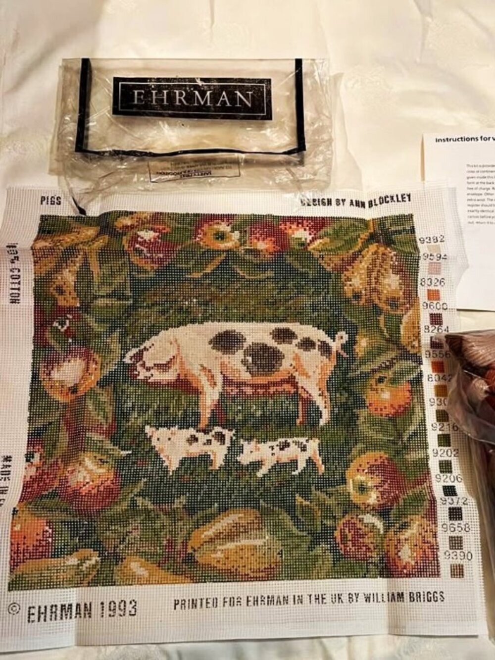 NWT Rare Vintage Ehrman Farm Pigs Tapestry Kit